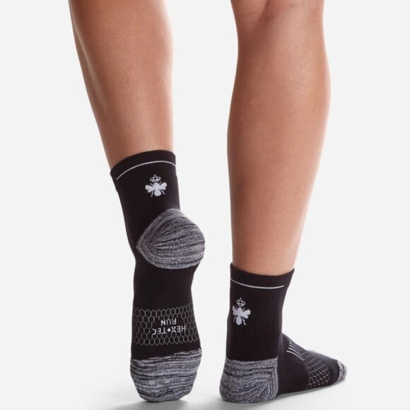 NWT Bombas Women's Running Quarter Socks (Black Bee) - Picture 3 of 9
